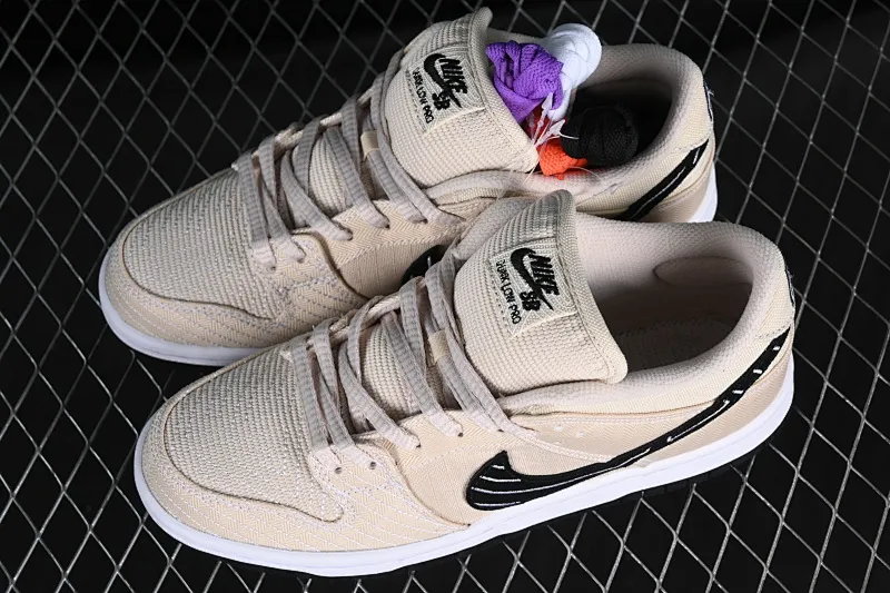 All Categories Nk SB Dunk Series Nk SB Dunk Low Low-top Sneakers J Version Albino & Preto
